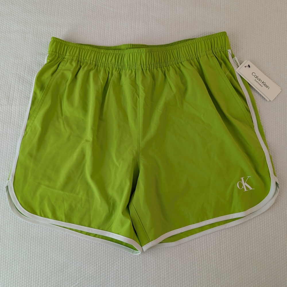 Calvin Klein Swimwear NWT Neon Green Lined Trunks Shorts Men’s Size Large.